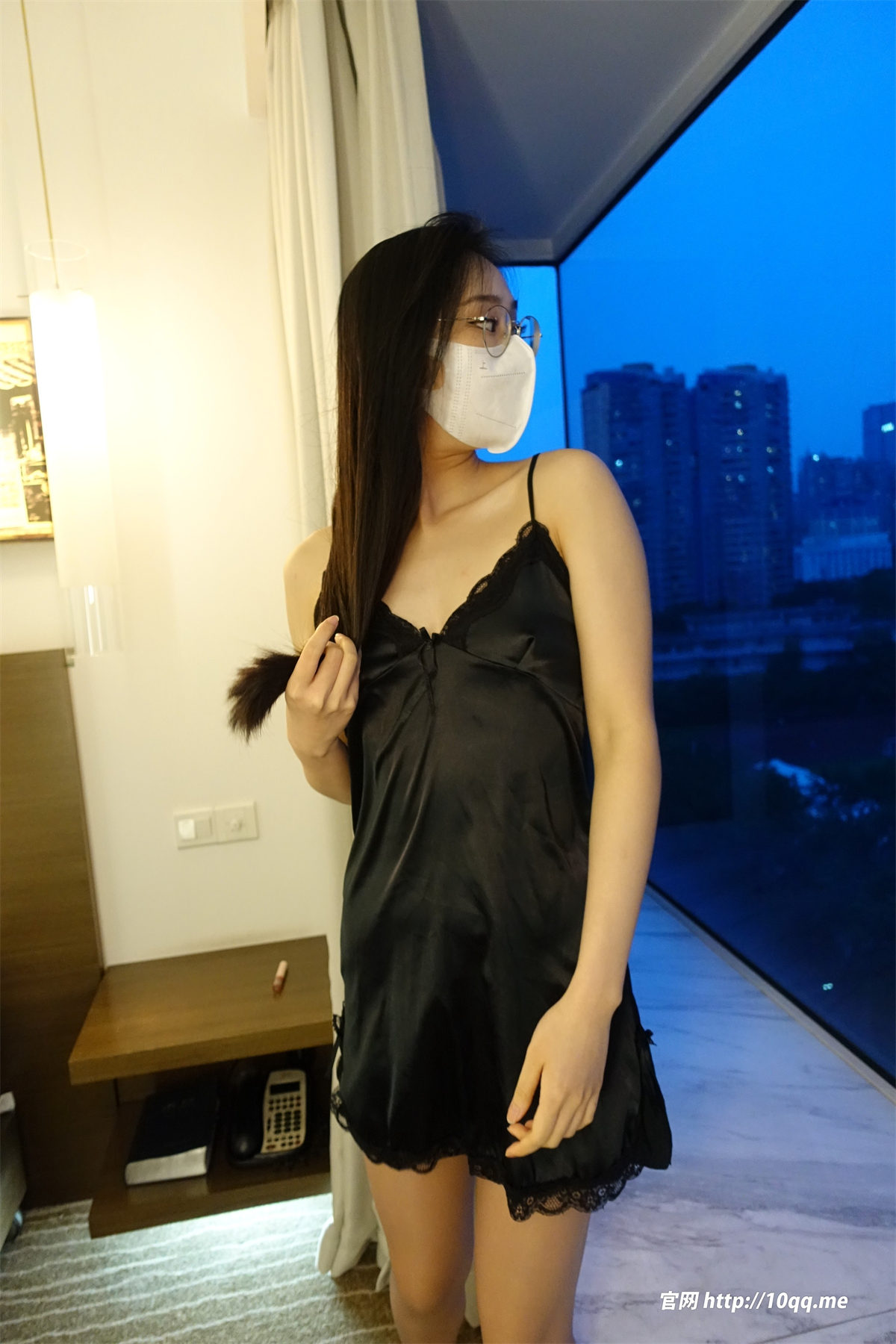 rosi口罩美女写真